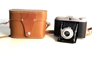 Cámara Ansco Speedex F/4,5 de colección anterior a la Segunda Guerra Mundial con estuche hecha en Alemania - Imagen 1 de 8