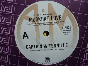 Captain & Tennille "Muskrat Love" 1976 A&M Oz 7" 45rpm - Picture 1 of 1