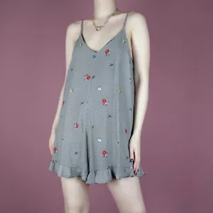 PULL & BEAR Black White Strappy Ruffle Frill Dogtooth Floral Playsuit Shorts S - Picture 1 of 12