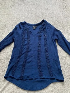Liz Claiborne Women Embroidered 3/4 Sleeve Henley Blouse Blue Petites PS - Picture 1 of 9