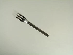 "Cubiertos VINERS - Patrón SABLE - Tenedor de pastelería / Tenedores - 5 1/8" - Imagen 1 de 2