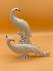 Pair of Vintage Ceramic White Peacock Figurines With Gold Details, Grandmillenia - Picture 1 of 7