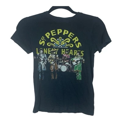 THE BEATLES (2018) Official Unisex Kids "Sgt. Peppers" Junk Food T-Shirt Size M - Imagem 1 de 4