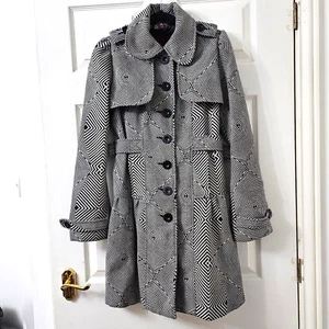 Desigual Mantel schwarz/grau Print Gr.42 UK14 abstrakt geometrisch - Bild 1 von 9
