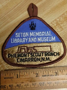 VINTAGE BSA SETON MEMORIAL LIBRARY & MUSEUM PHILMONT SCOUT RANCH CIMARRON FAST NEUWERTIG NR - Bild 1 von 3