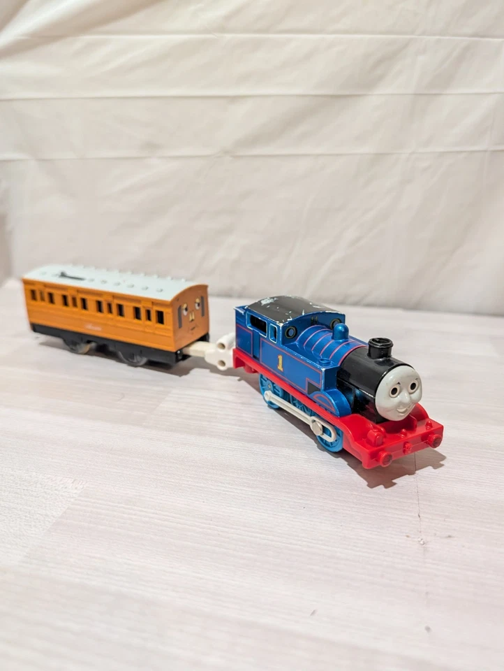 Thomas & Friends Trackmaster Train 2005 luces de motor de vapor reparación Annie Foto 1 de 3