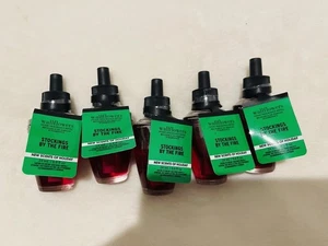 5 Bath & Body Works Wallflowers Stockings By The Fire Diffuser Refill Bulbs - Picture 1 of 2