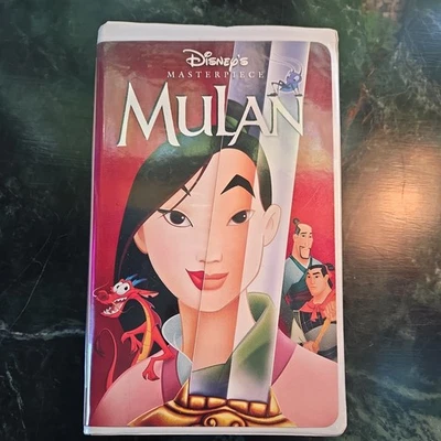 Walt Disney’s Mulan VHS Tape Disney’s Masterpiece Collection Clamshell Case - Image 1 of 4
