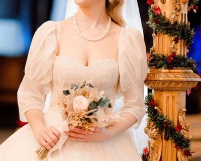 Elegantes Brautkleid – nur einmal getragen - Bild 1 von 4