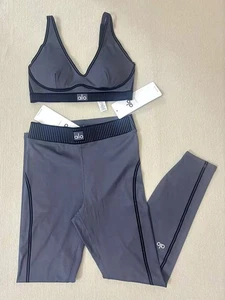 Nuevo Sujetador AIo Yoga Airlift Line Up y Legging Cintura Alta 7/8 Talla XS-L - Imagen 1 de 5