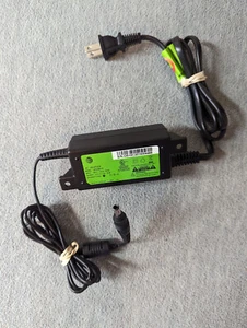 Original Directv Netzadapter Modell EPS10R4-16,12 V 1,5 A,18 W - Bild 1 von 4