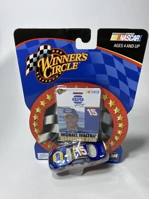 Tarjeta oficial de fan de Michael Waltrip #15 de Nascar Winners Circle 2002 NAPA 1:64 Foto 1 de 4