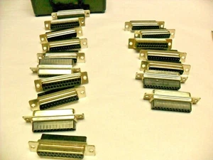 Menge 17 - Steckverbinder 725F-ND 25 Pin D-Sub Buchse Klemme Neu - Bild 1 von 6