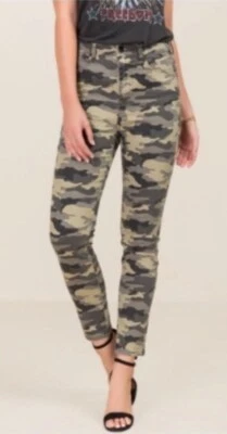 Francesca's $44 Harper Skinny Stretch Denim Jeans Women's 29 / 7 Camo NWT - Image 1 of 4