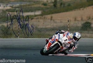 World Superbike Sylvain Guintoli Hand Signed Photo 12X8" AG - Picture 1 of 1