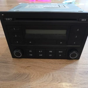 VW RCD 200 MP3 CD player radio, Transporter T5 car stereo head unit - Picture 1 of 4