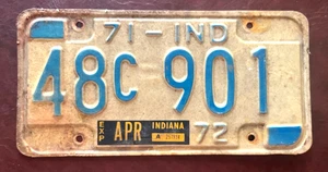 VINTAGE INDIANA 1971 METAL AUTOMOBILE LICENSE PLATE - Madison County - Picture 1 of 1