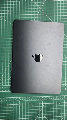 Macbook M2 - ROTTO - Bild 1 von 4