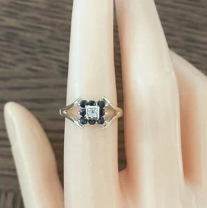 9ct Yellow Gold 0.1ct Sapphire & Diamomd Cluster Ring, UK size N, EU Size 53 - Picture 1 of 5