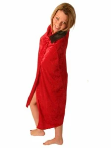 3/4 LENGTH RED VELOUR CAPE WITH BLACK COLLAR - HALLOWEEN - Picture 1 of 1