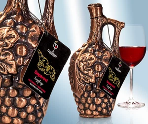 Rotwein aus Georgien Saperavi Keramik  in Souvenir-Flasche  13% vol. 0,75 - Bild 1 von 1