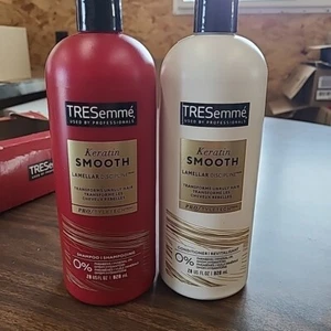 TRESemme Keratin Smooth Lamellar Discipline Shampoo & Conditioner 28 oz ea, Set - Picture 1 of 6