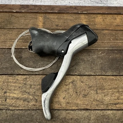 Capô de freio Shimano 105 ST-5600 alavanca de câmbio traseira direita 10 velocidades plataforma de voo STI - Imagem 1 de 4