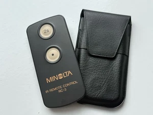 MINOLTA RC-3  IR REMOTE CONTROL WITH CASE - Picture 1 of 4