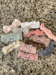 12 infant little girl headbands stretch Some Never Even Worn. 3704 - Picture 1 of 4