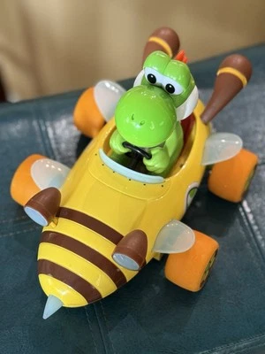 Carrera RC Mario Kart Yoshi Bumble V Remote Control Car Works Nintendo NO REMOTE - Image 1 of 4