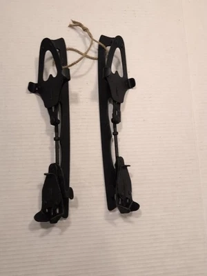 Vintage Antique Metal Iron Ice Skates W/ Hearts Pattern Primitive Original  - Image 1 of 4