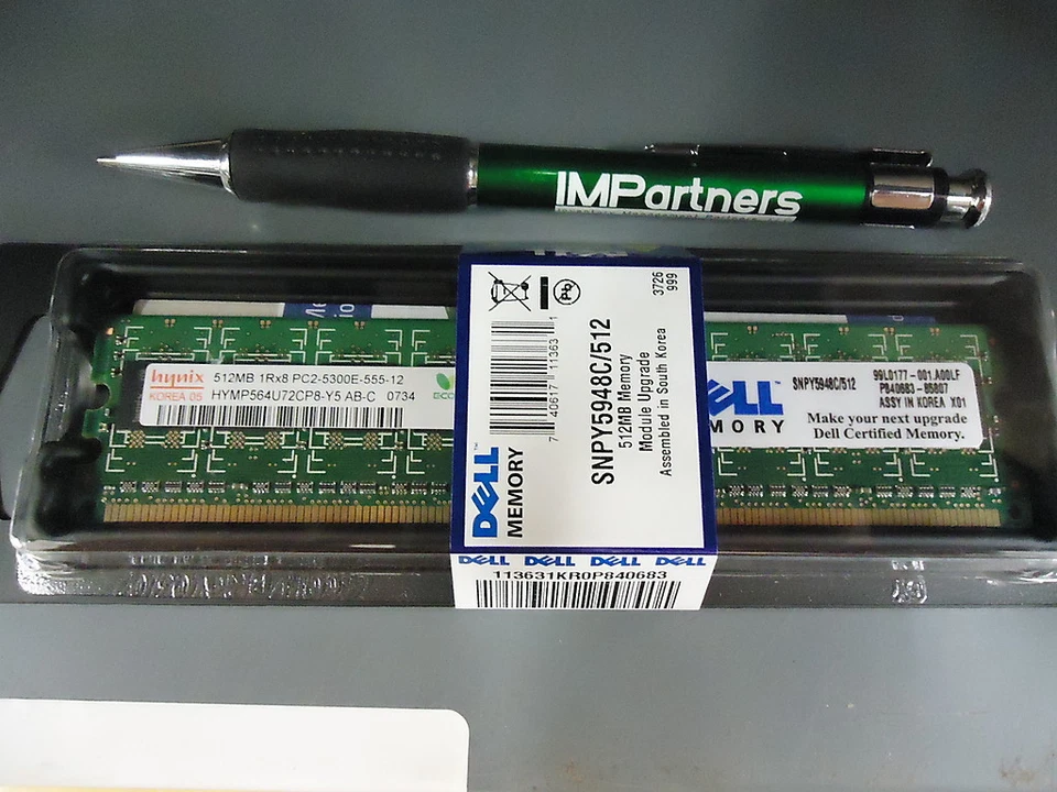 Dell SNPY5948C/512 512MBx2 1GB PC2-5300 667MHz DDR2 SDRAM Brand New! 2 Pieces! - Image 1 of 2
