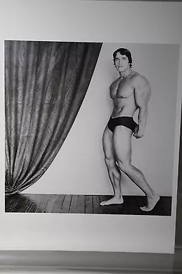 ROBERT MAPPLETHORPE: Arnold Schwarzenegger,1976, Kunst-Postkarte  - Bild 1 von 2