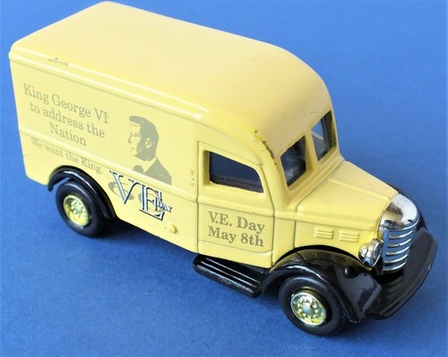 VANS OXFORD PRESSOFUSO KING GEORGE VI VE DAY 60° ANNIVERSARIO BEDFORD FURGONE 30CWT.