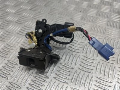 Toyota Corolla T3 Vvti 3 puertas hatchback 2004 1398cc bloqueo mecánico  Foto 1 de 4