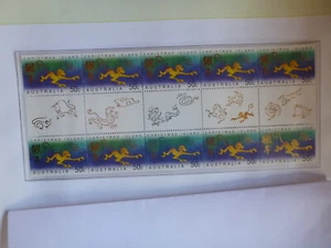 CHRISTMAS Is 2004 YEAR OF THE MONKEY GUTTER STRIP 10 MINT STAMPS - Picture 1 of 1