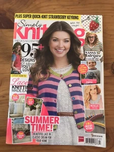 Simply Knitting Magazine Luglio 2014 Numero 122 Rivista UK Spedito dagli USA - Foto 1 di 5