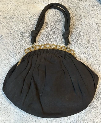 Bolso de mano vintage de los años 40 negro rayón acanalado marco dorado broche de beso bolso de noche cartera Foto 1 de 4