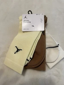 NWT Jordan Everyday Crew Socks (3 pairs) Size: L (W 10-13 / M 8-12) Y/W/B - Picture 1 of 7