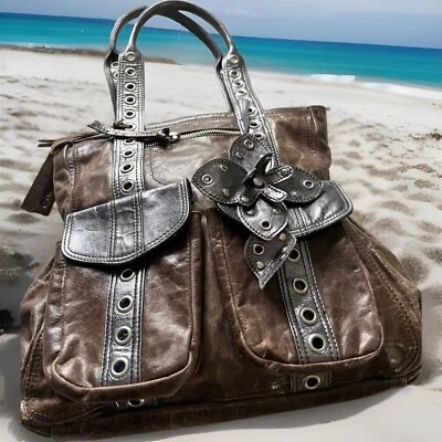 Редкий $300 Tano Нью-Йорк сумочка с короткими ручками коричневый и оловянный кожаный металлический искусственно состаренный - Изображение 1 из 4