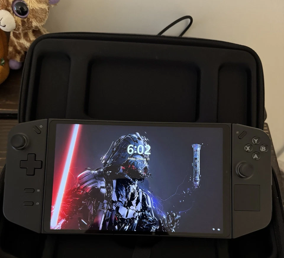 Lenovo Legion Go 8.8 in 1TB SSD,AMD Ryzen Z1 Extreme, 3.3GHz, 16GB With Case - Image 1 of 1