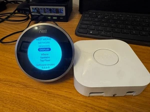 Google Nest Learning 3rd Gen Thermostat - Stainless Steel - UK VERSION +HEATLINK - Picture 1 of 5