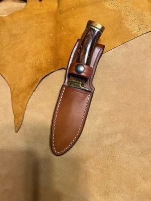 FUNDA DE CUCHILLO DE CUERO PERSONALIZADA BUCK 192 - 692 VANGUARD *MANO IZQUIERDA* **SIN CUCHILLO** Foto 1 de 4