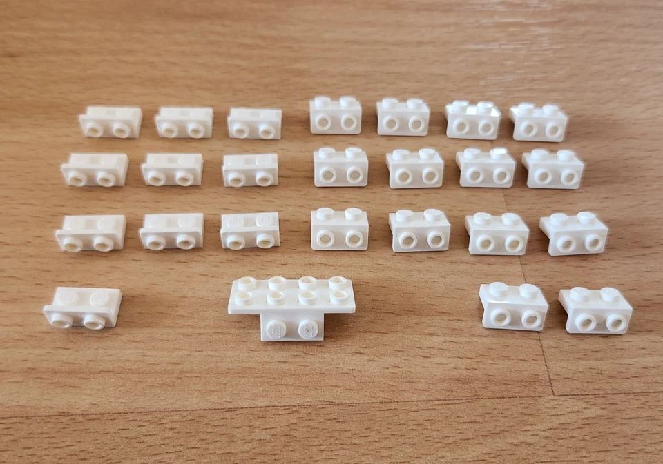 25 LEGO white brackets: 93274 99781 99780 inverted - image 1 of 4