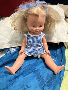 Famosa Nancy Doll Vintage 1970s Spanish Spain Doll Brown Eyes - Picture 1 of 9