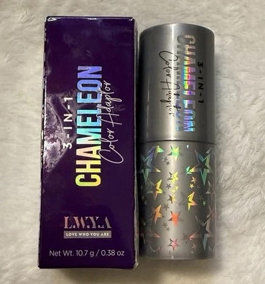 LWYA by Kim Gravel Chameleon Color Adaptor 3-in-1 Primer Stick - Image 1 of 2