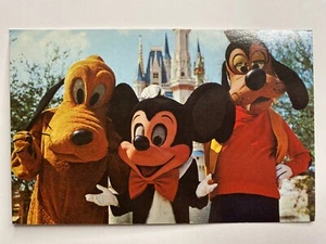 Walt Disney World Welcome to the Magic Kingdom Mickey Mouse Pluto Goofy Postcard - Picture 1 of 2