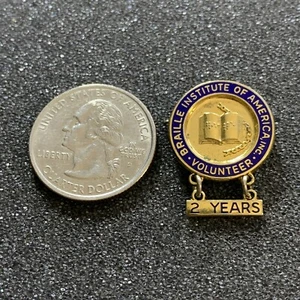 Braille Institute Of America Volunteer 2 Years Gold Tone Pin Pinback #38750 - Picture 1 of 2
