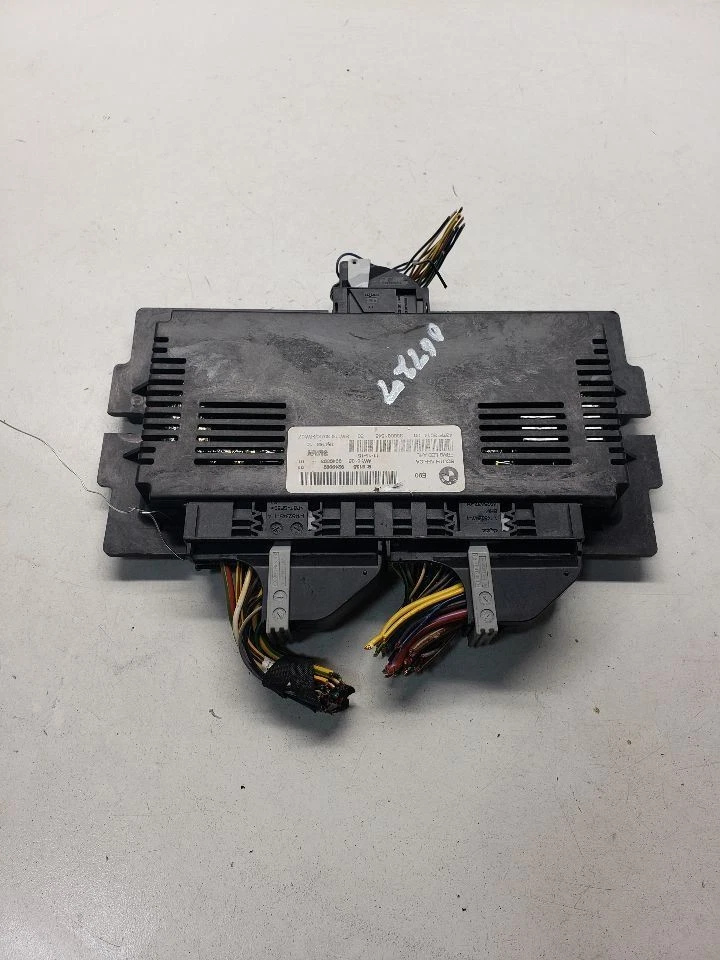 Chassi ECM controle de corpo BCM Rdstr compatível com 10-16 BMW Z4 1439712 - Imagem 1 de 4