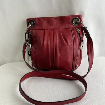 Bolso Bandolera Convertible B Makowsky Durango Cuero Guijarro Suave Rojo Foto 1 de 4